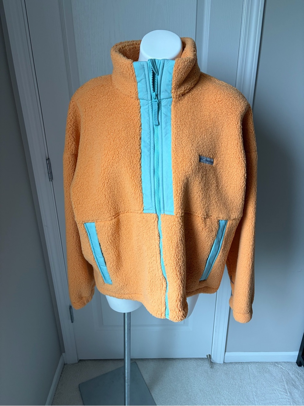 Columbia 3 in 1 Aqua Shell Jacket with Orange Sherpa Fleece Liner - Picture 3 of 7